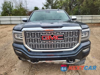 Piąte zdjęcie samochodu w środku: 2017 GMC SIERRA K1500 DENALI VIN:3GTU2PEJ7HG296180 - miniatura