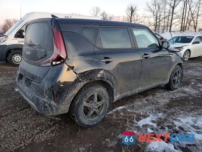Trzecie zdjęcie samochodu z tyłu: 2023 KIA SOUL LX VIN:KNDJ23AU0P7894505 - miniatura