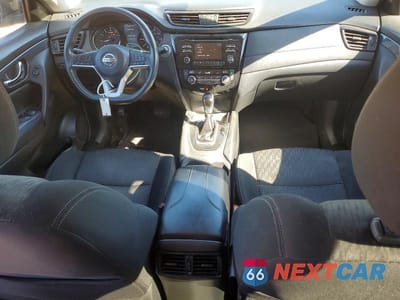 Zdjęcie 8 z 12 samochodu: 2017 NISSAN ROGUE SV VIN:KNMAT2MVXHP584682 - miniatura