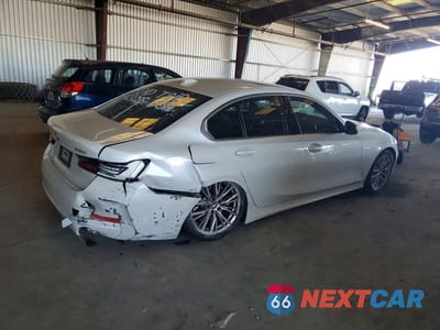 Trzecie zdjęcie samochodu z tyłu: 2024 BMW 330XI VIN:3MW89FF03R8E28289 - miniatura