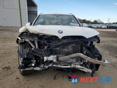 Piąte zdjęcie samochodu w środku: 2022 BMW X5 XDRIVE40I VIN:5UXCR6C0XN9M93706 - miniatura