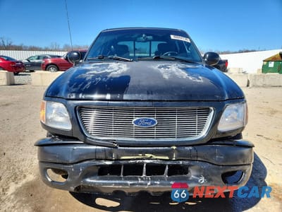 Piąte zdjęcie samochodu w środku: 2001 FORD F150 SUPERCREW VIN:1FTRW07LX1KB97349 - miniatura