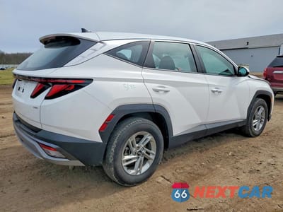 Trzecie zdjęcie samochodu z tyłu: 2025 HYUNDAI TUCSON SE VIN:5NMJACDE6SH452398 - miniatura