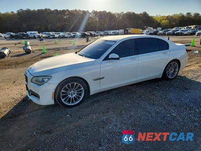 2015 BMW 750 LXI WBAYF8C56FD654099 - główne zdjęcie licytacji z USA - miniatura