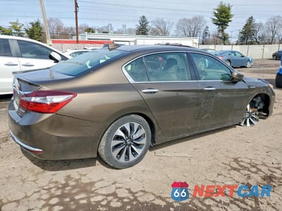 Trzecie zdjęcie samochodu z tyłu: 2017 HONDA ACCORD HYBRID EXL VIN:JHMCR6F51HC017584 - miniatura