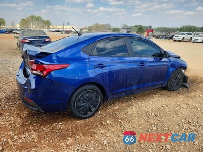 Trzecie zdjęcie samochodu z tyłu: 2021 HYUNDAI ACCENT SE VIN:3KPC24A61ME128925 - miniatura