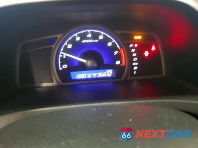 Zdjęcie 9 z 11 samochodu: 2011 HONDA CIVIC VIN:2HGFA1F53BH548879 - miniatura