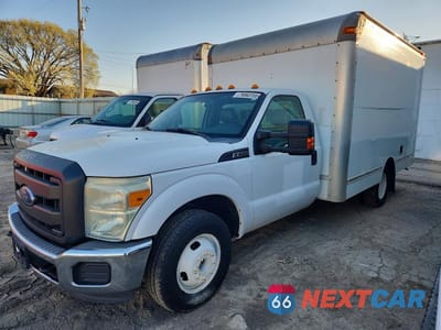 2013 FORD F350 SUPER DUTY BOX TRUCK 1FDRF3G63DEA20295 - główne zdjęcie licytacji z USA - miniatura