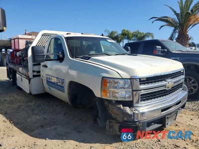 Czwarte zdjęcie samochodu z boku: 2009 CHEVROLET SILVERADO C3500 VIN:1GBJC74K59F159112 - miniatura