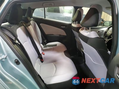 Zdjęcie 10 z 13 samochodu: 2019 TOYOTA PRIUS LE AWD-E VIN:JTDL9RFU5K3010767 - miniatura