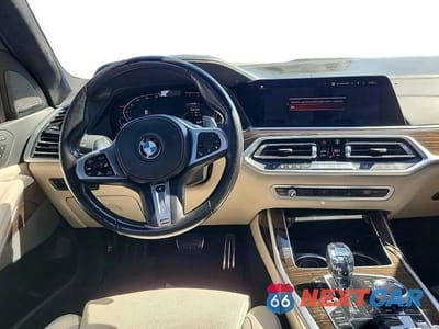 Zdjęcie 9 z 11 samochodu: 2019 BMW X7 XDRIVE40I VIN:5UXCW2C55KL084413 - miniatura