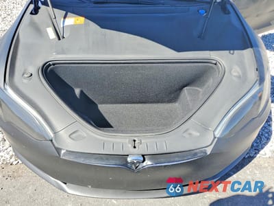 Zdjęcie 11 z 12 samochodu: 2016 TESLA MODEL S VIN:5YJSA1E13GF153299 - miniatura