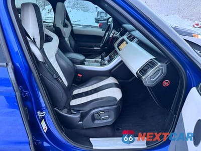 Piąte zdjęcie samochodu w środku: 2015 LAND ROVER RANGE ROVER SPORT SVR VIN:SALWZ2EFXFA510974 - miniatura