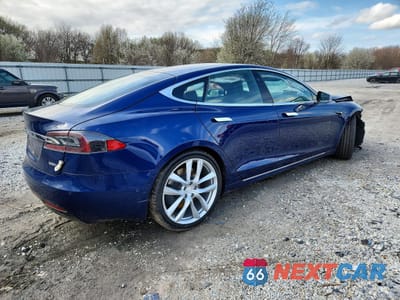 Trzecie zdjęcie samochodu z tyłu: 2018 TESLA MODEL S VIN:5YJSA1E23JF250552 - miniatura