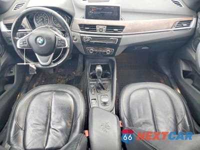 Zdjęcie 8 z 12 samochodu: 2017 BMW X1 XDRIVE28I VIN:WBXHT3Z36H4A53787 - miniatura