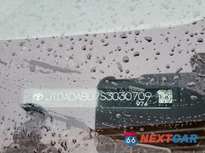 Zdjęcie 12 z 12 samochodu: 2025 TOYOTA PRIUS XLE VIN:JTDADABU7S3030709 - miniatura