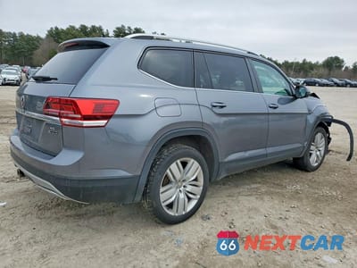 Trzecie zdjęcie samochodu z tyłu: 2019 VOLKSWAGEN ATLAS SE VIN:1V2UR2CA0KC560303 - miniatura