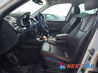 Zdjęcie 7 z 11 samochodu: 2016 BMW X3 XDRIVE28I VIN:5UXWX9C59G0D64088 - miniatura