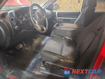 Zdjęcie 7 z 12 samochodu: 2013 CHEVROLET SILVERADO K1500 LT VIN:1GCRKSE79DZ145266 - miniatura