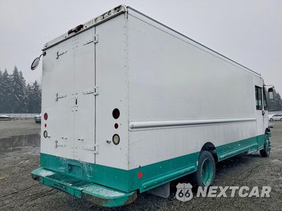 Trzecie zdjęcie samochodu z tyłu: 2012 WORKHORSE W62 DELIVERY TRUCK VIN:5B4LFG2E4C3448666 - miniatura
