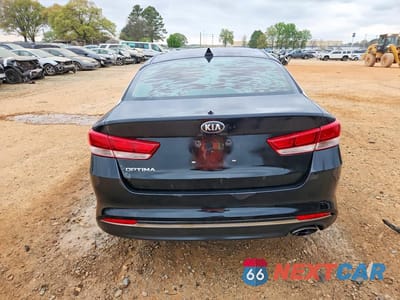Zdjęcie 6 z 12 samochodu: 2016 KIA OPTIMA LX VIN:5XXGT4L37GG010164 - miniatura