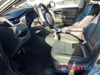 Zdjęcie 7 z 13 samochodu: 2022 TOYOTA RAV4 XLE PREMIUM VIN:2T3A1RFV5NW300516 - miniatura
