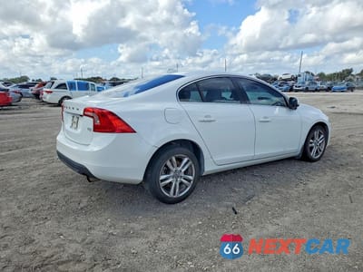 Trzecie zdjęcie samochodu z tyłu: 2012 VOLVO S60 T5 VIN:YV1622FS2C2127599 - miniatura