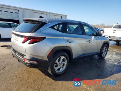 Trzecie zdjęcie samochodu z tyłu: 2022 HYUNDAI TUCSON SE VIN:5NMJA3AE3NH087171 - miniatura
