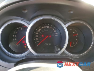 Zdjęcie 9 z 13 samochodu: 2006 SUZUKI GRAND VITARA PREMIUM VIN:JS3TE943164102000 - miniatura