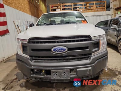 Piąte zdjęcie samochodu w środku: 2018 FORD F150 VIN:1FTMF1E58JKC85580 - miniatura