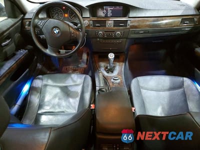 Zdjęcie 8 z 12 samochodu: 2011 BMW 335 XI VIN:WBAPL5C53BA742557 - miniatura