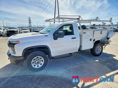 2022 CHEVROLET SILVERADO HD UTILITY / SERVICE TRUCK 1GB3WRE74NF217050 - główne zdjęcie licytacji z USA - miniatura