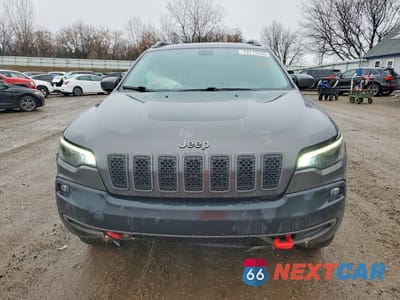 Piąte zdjęcie samochodu w środku: 2019 JEEP CHEROKEE TRAILHAWK VIN:1C4PJMBX2KD459376 - miniatura