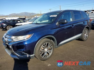 2016 MITSUBISHI OUTLANDER ES JA4AD2A3XGZ000102 - główne zdjęcie licytacji z USA - miniatura