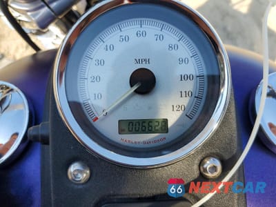 Zdjęcie 7 z 9 samochodu: 2010 HARLEY-DAVIDSON FXDB VIN:1HD1GX419AC307015 - miniatura