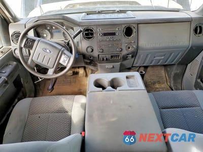 Zdjęcie 8 z 12 samochodu: 2012 FORD F250 SUPER DUTY VIN:1FT7X2B67CEC35302 - miniatura