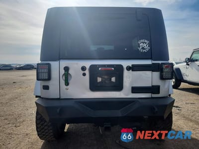 Zdjęcie 6 z 12 samochodu: 2008 JEEP WRANGLER UNLIMITED SAHARA VIN:1J8GA591X8L543962 - miniatura