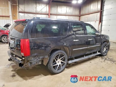 Trzecie zdjęcie samochodu z tyłu: 2013 CADILLAC ESCALADE VIN:1GYS4KEF9DR347831 - miniatura