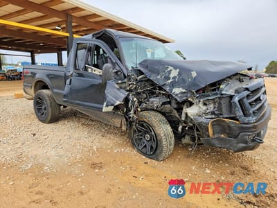 Czwarte zdjęcie samochodu z boku: 2003 FORD F250 SUPER DUTY VIN:1FTNX21L53EA35209 - miniatura