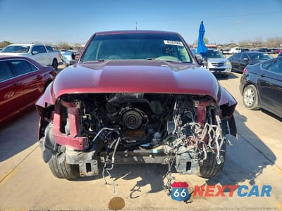 Piąte zdjęcie samochodu w środku: 2018 RAM 1500 LARAMIE 4WD 3.0L V6 TDSL VIN:1C6RR7NM3JS231991 - miniatura