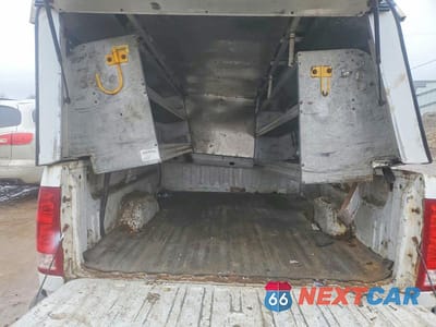 Zdjęcie 10 z 12 samochodu: 2008 GMC SIERRA K1500 VIN:1GTEK14X88Z320607 - miniatura