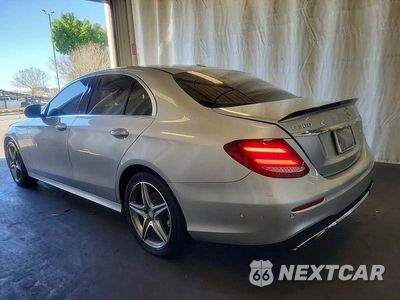 Trzecie zdjęcie samochodu z tyłu: 2017 MERCEDES-BENZ E 300 VIN:WDDZF4JBXHA033046 - miniatura