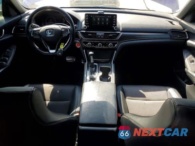 Zdjęcie 8 z 12 samochodu: 2018 HONDA ACCORD SPORT VIN:1HGCV1F35JA245122 - miniatura