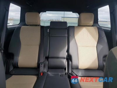 Zdjęcie 10 z 13 samochodu: 2024 LEXUS GX 550 PREMIUM VIN:JTJTBCDX9R5034080 - miniatura