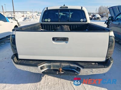 Zdjęcie 6 z 11 samochodu: 2014 TOYOTA TACOMA PRERUNNER VIN:5TFJX4GN3EX034120 - miniatura