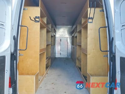 Zdjęcie 10 z 14 samochodu: 2022 MERCEDES BENZ SPRINTER 2500 UTILITY / SERVICE VAN VIN:W1Y40CHY1NT105189 - miniatura