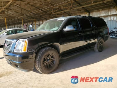 2014 GMC YUKON XL C1500 SLT 1GKS1KE0XER189046 - główne zdjęcie licytacji z USA - miniatura