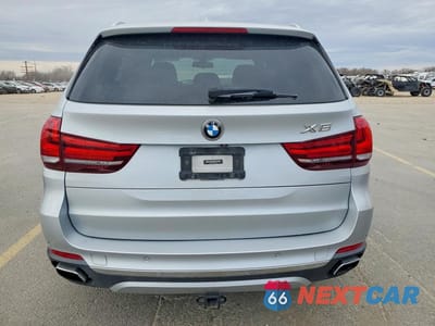 Zdjęcie 6 z 12 samochodu: 2017 BMW X5 XDR40E VIN:5UXKT0C33H0V95734 - miniatura