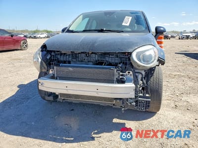 Piąte zdjęcie samochodu w środku: 2018 FIAT 500X LOUNGE VIN:ZFBCFXDB0JP652239 - miniatura