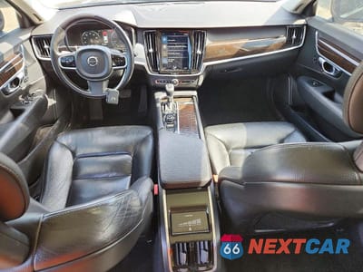Zdjęcie 8 z 11 samochodu: 2018 VOLVO S90 T5 MOMENTUM VIN:LVY982AK1JP038270 - miniatura